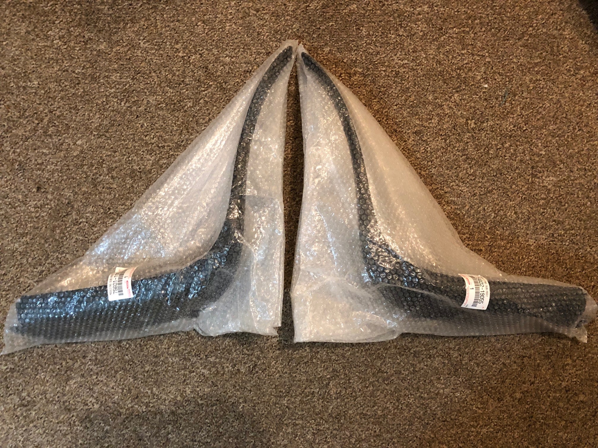 Genuine OEM Toyota JZA80 Supra Front Fender Splash Guard Moulding
